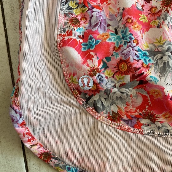 LuluLemon Active Skirt - Picture 5 of 7